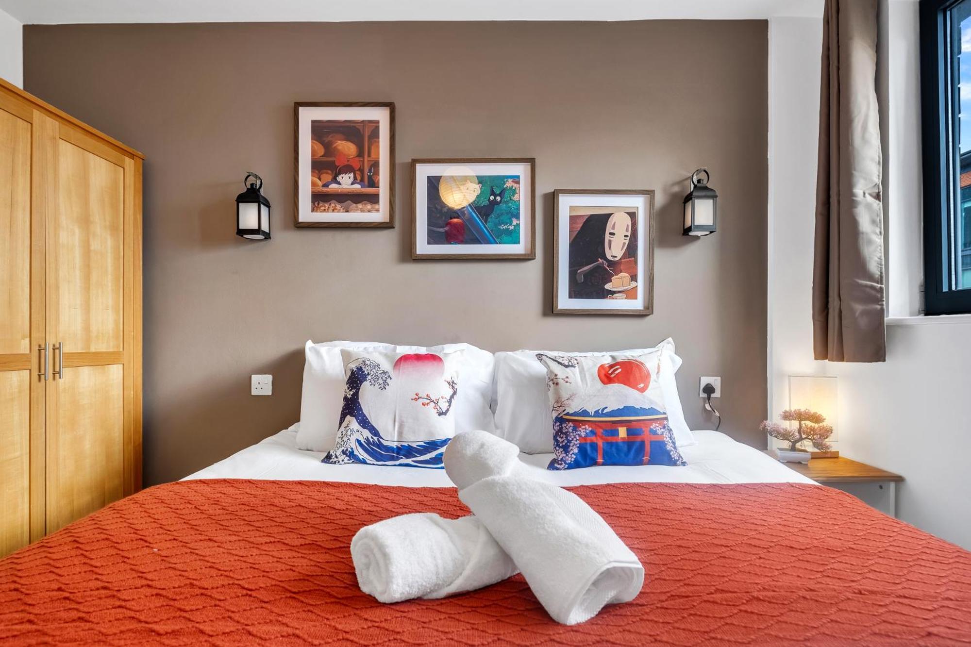 Anime Suite - Central And Free Parking With Netflix 伯明翰 外观 照片